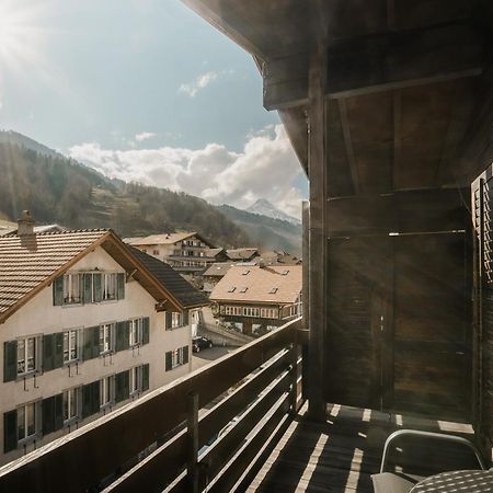 Hotel Kreuz Leissigen Екстер'єр фото