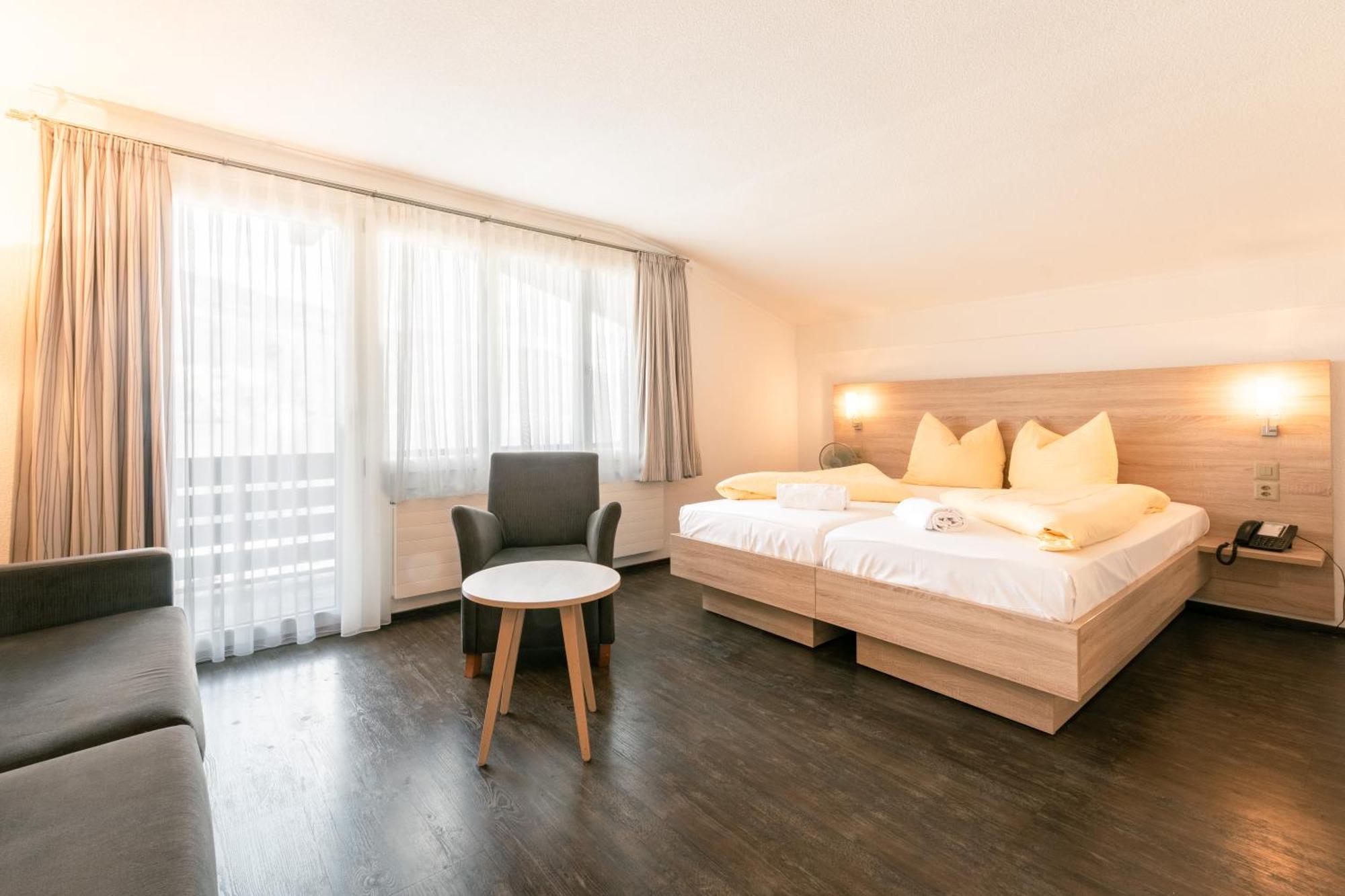 Hotel Kreuz Leissigen Екстер'єр фото