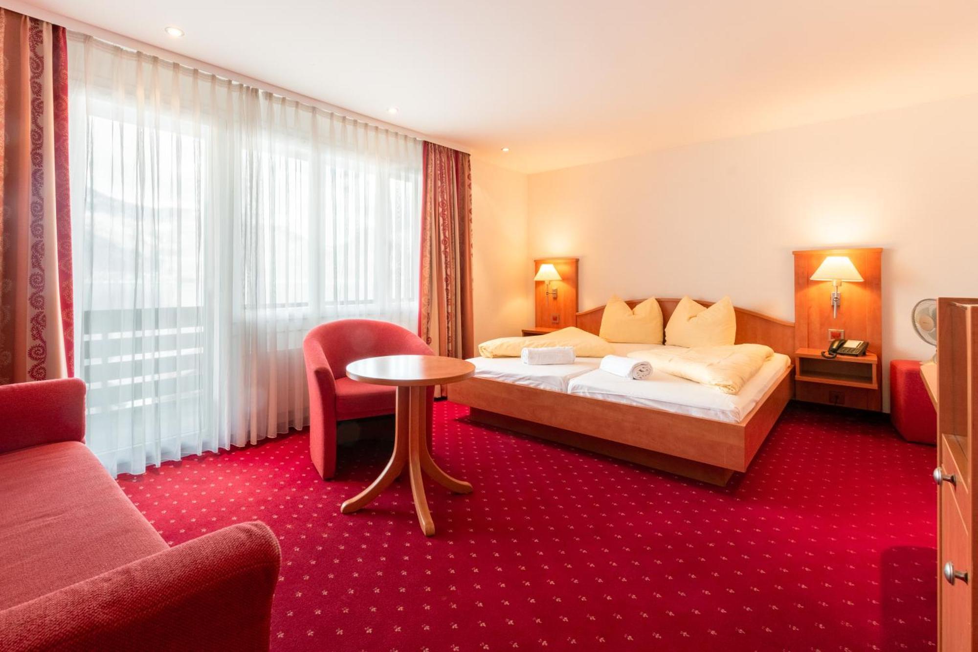 Hotel Kreuz Leissigen Екстер'єр фото